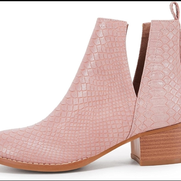 New! Pink ankle bootie boots low stacked heel closed toe slip on Western casual - Picture 2 of 11